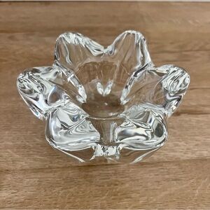 Stunning Heavy BACCARAT France Art Glass STAR FISH FLOWER Crystal BOWL DISH 5.5”